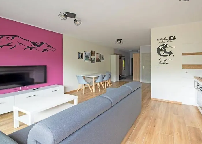 Szkolna Na 6 דירה שצ'צ'ירק